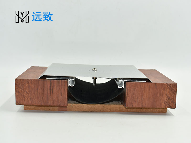 伸縮縫廠家如何制作變形縫