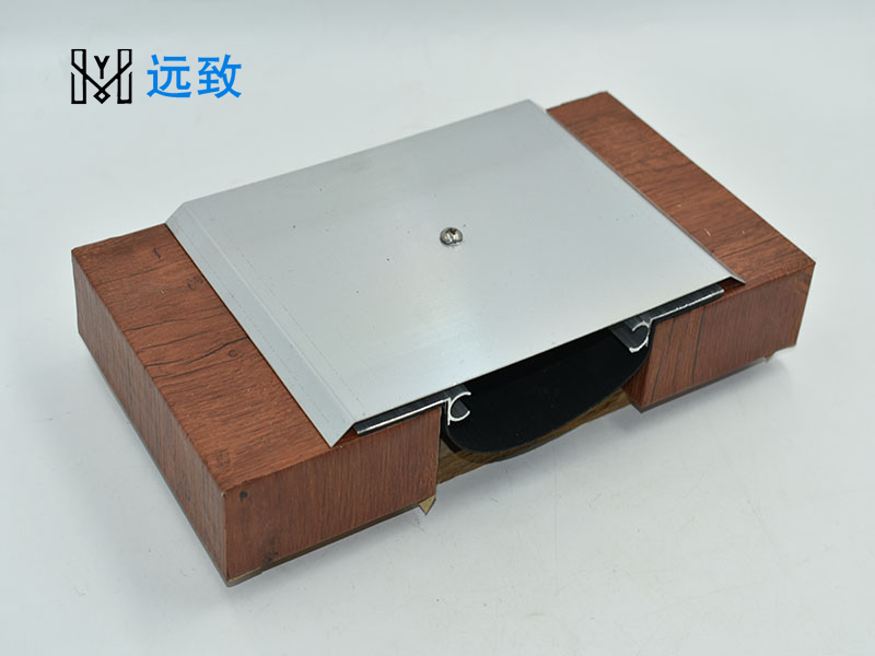 建筑變形縫防水執(zhí)行操作步驟